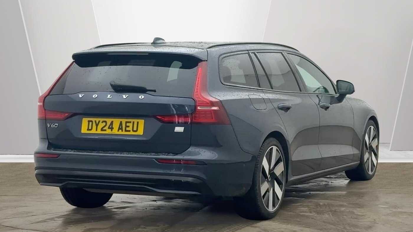 Used Volvo V60 2024 for sale - 77702719: Photo 3