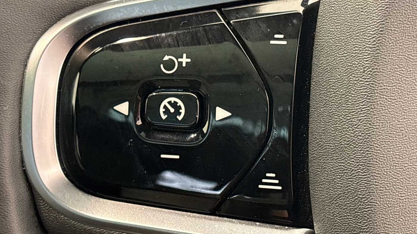 Used Volvo V60 2024 for sale - 77702719: Photo 31