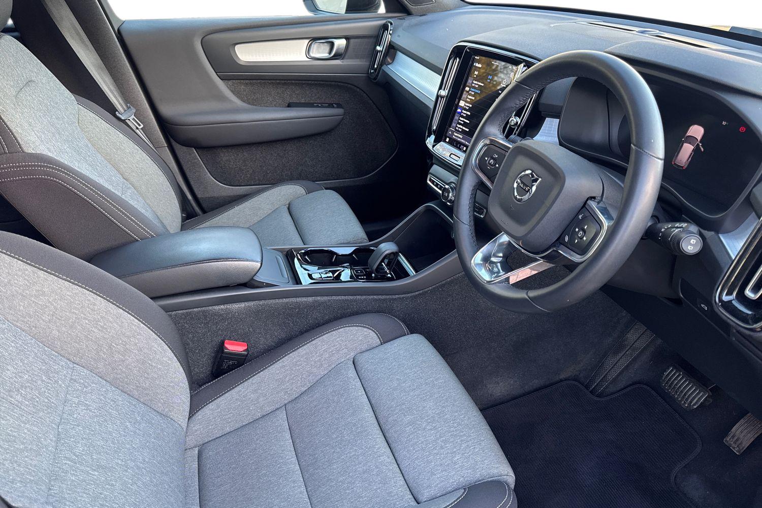 Used Volvo XC40 2023 for sale - 76881672: Photo 10