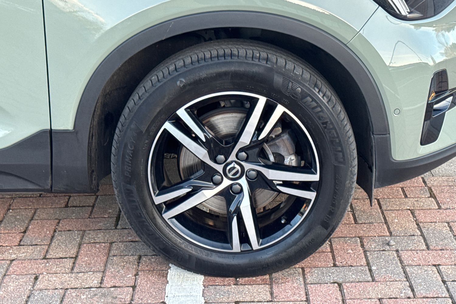 Used Volvo XC40 2023 for sale - 76881672: Photo 5