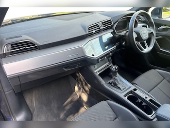 Used Audi Q3 2021 for sale - 75946803: Photo