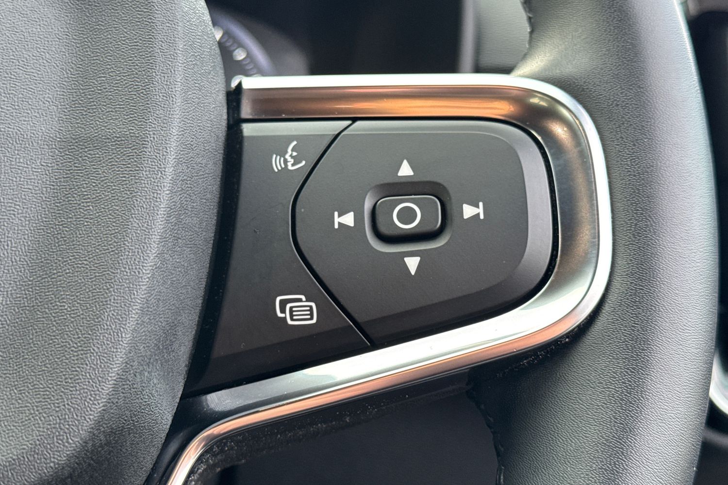 Used Volvo XC40 2022 for sale - 76959993: Photo 12