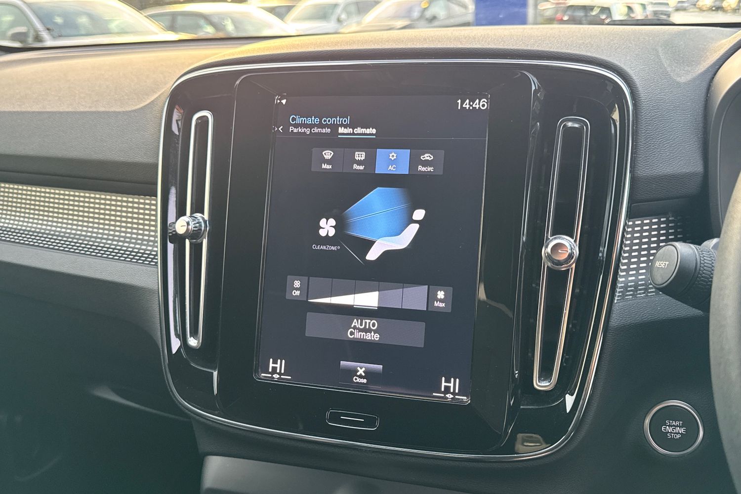 Used Volvo XC40 2022 for sale - 76959993: Photo 24