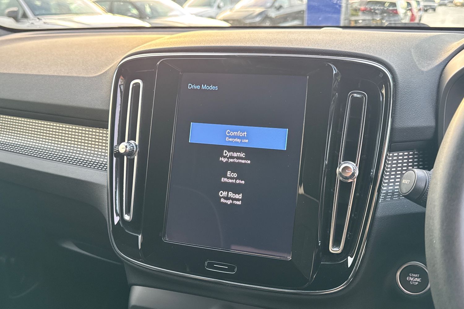 Used Volvo XC40 2022 for sale - 76959993: Photo 29