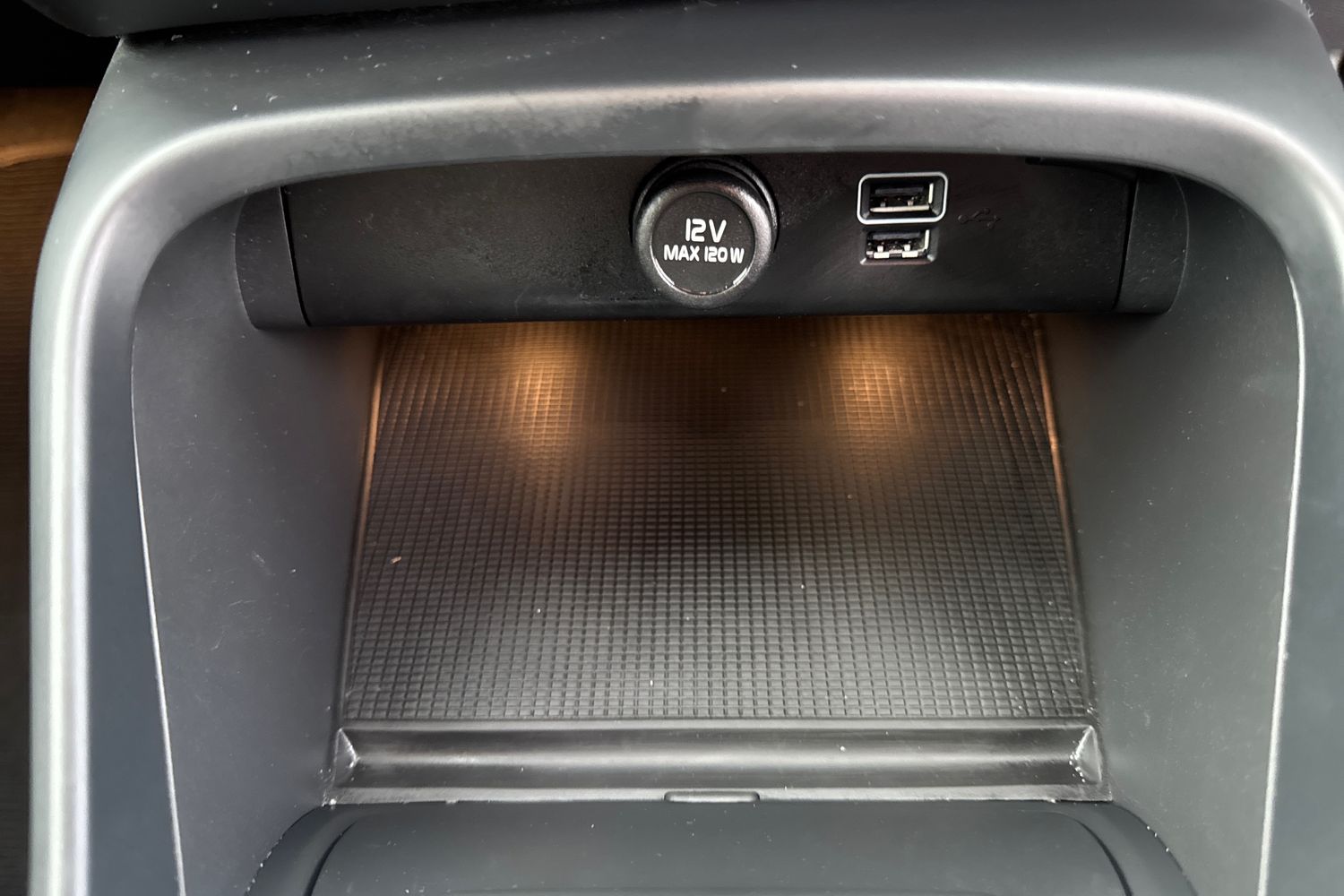 Used Volvo XC40 2022 for sale - 76959993: Photo 35