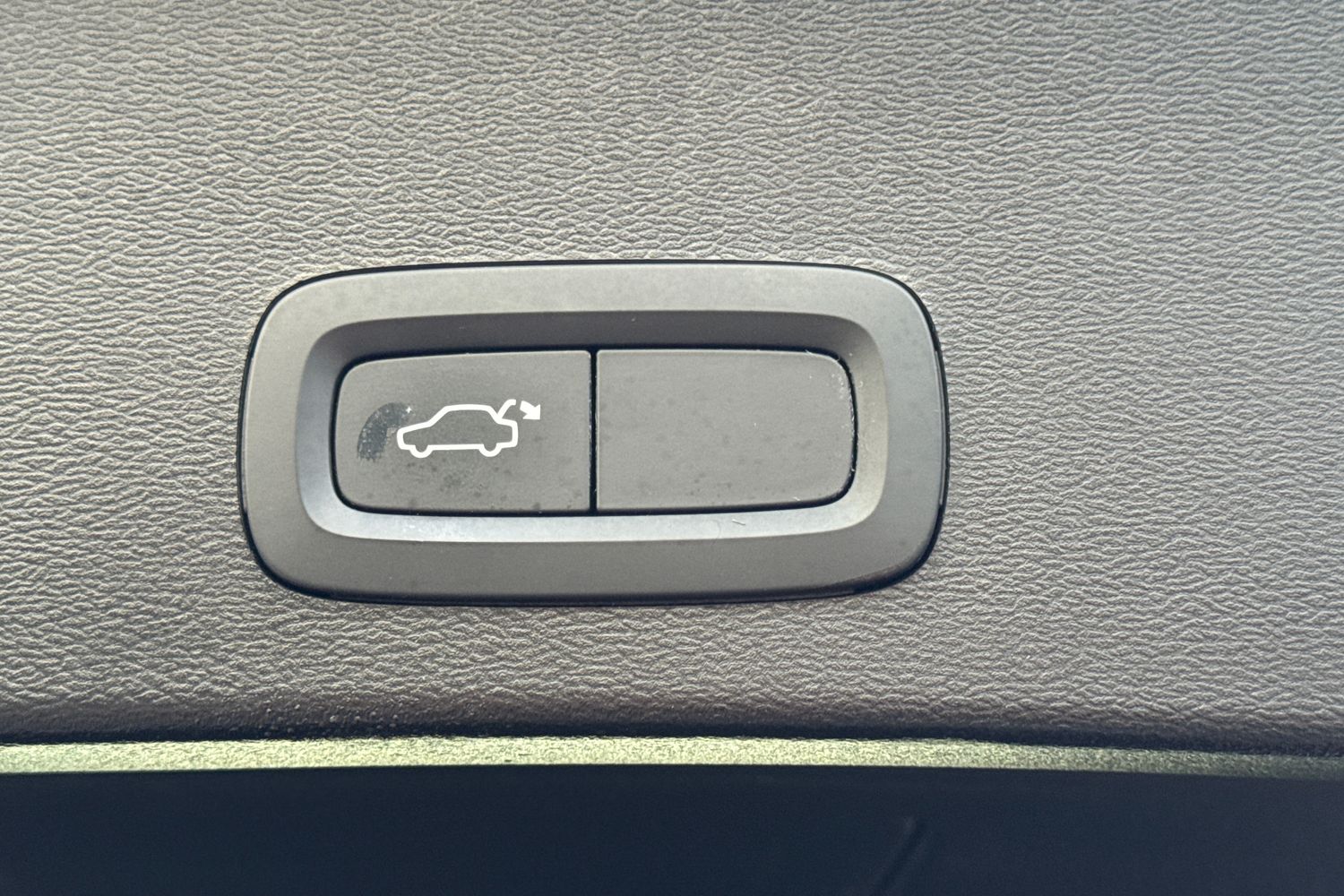 Used Volvo XC40 2022 for sale - 76959993: Photo 38