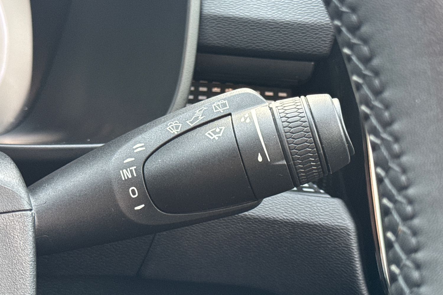 Used Volvo XC40 2022 for sale - 77013080: Photo 31