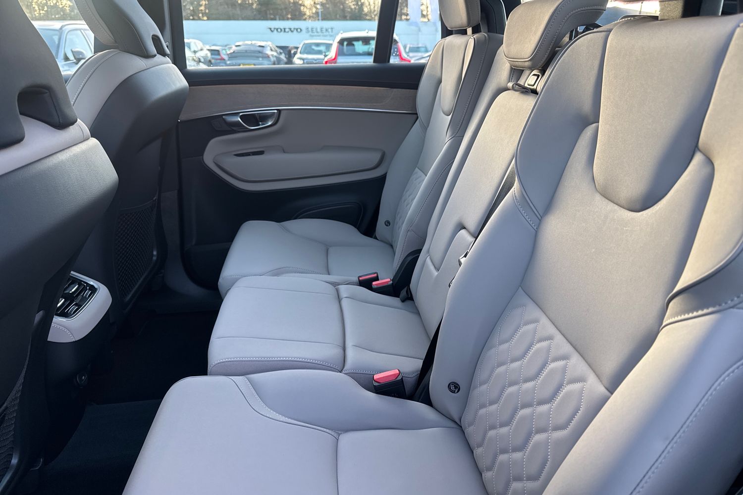 Used Volvo XC90 2025 for sale - 76796364: Photo 17