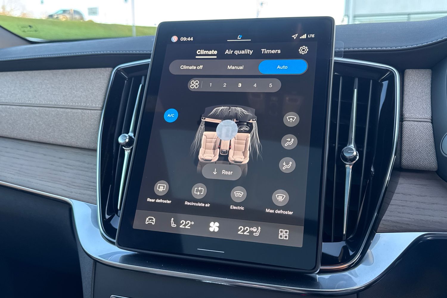 Used Volvo XC90 2025 for sale - 76796364: Photo 26