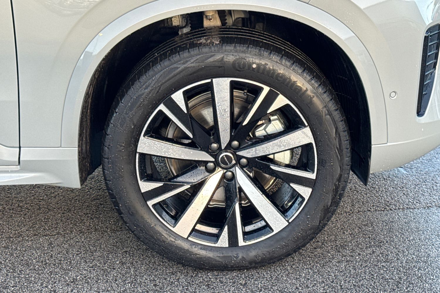 Used Volvo XC90 2025 for sale - 76796364: Photo 5