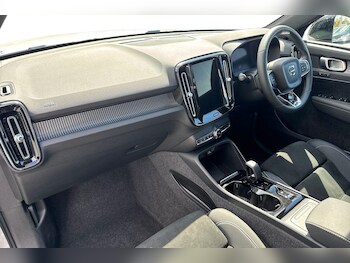 Used Volvo XC40 2024 for sale - 78512961: Photo