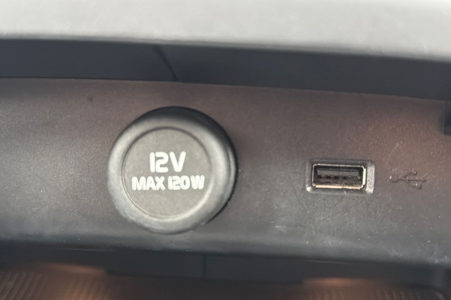 Used Volvo XC40 2021 for sale - 77950636: Photo 37