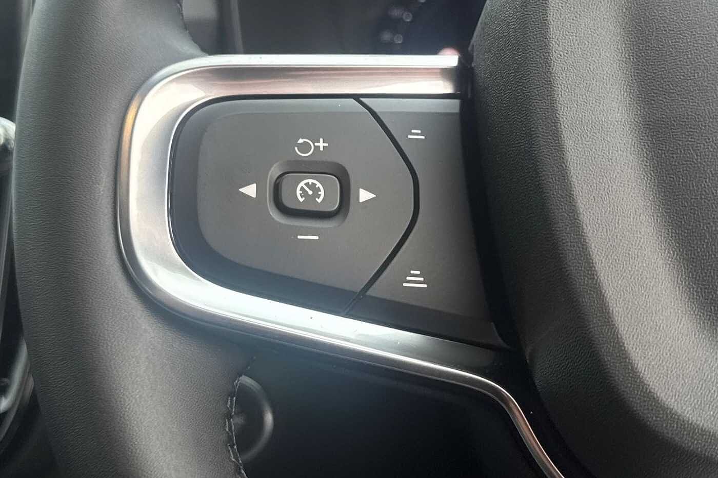 Used Volvo XC40 2025 for sale - 76614972: Photo 11