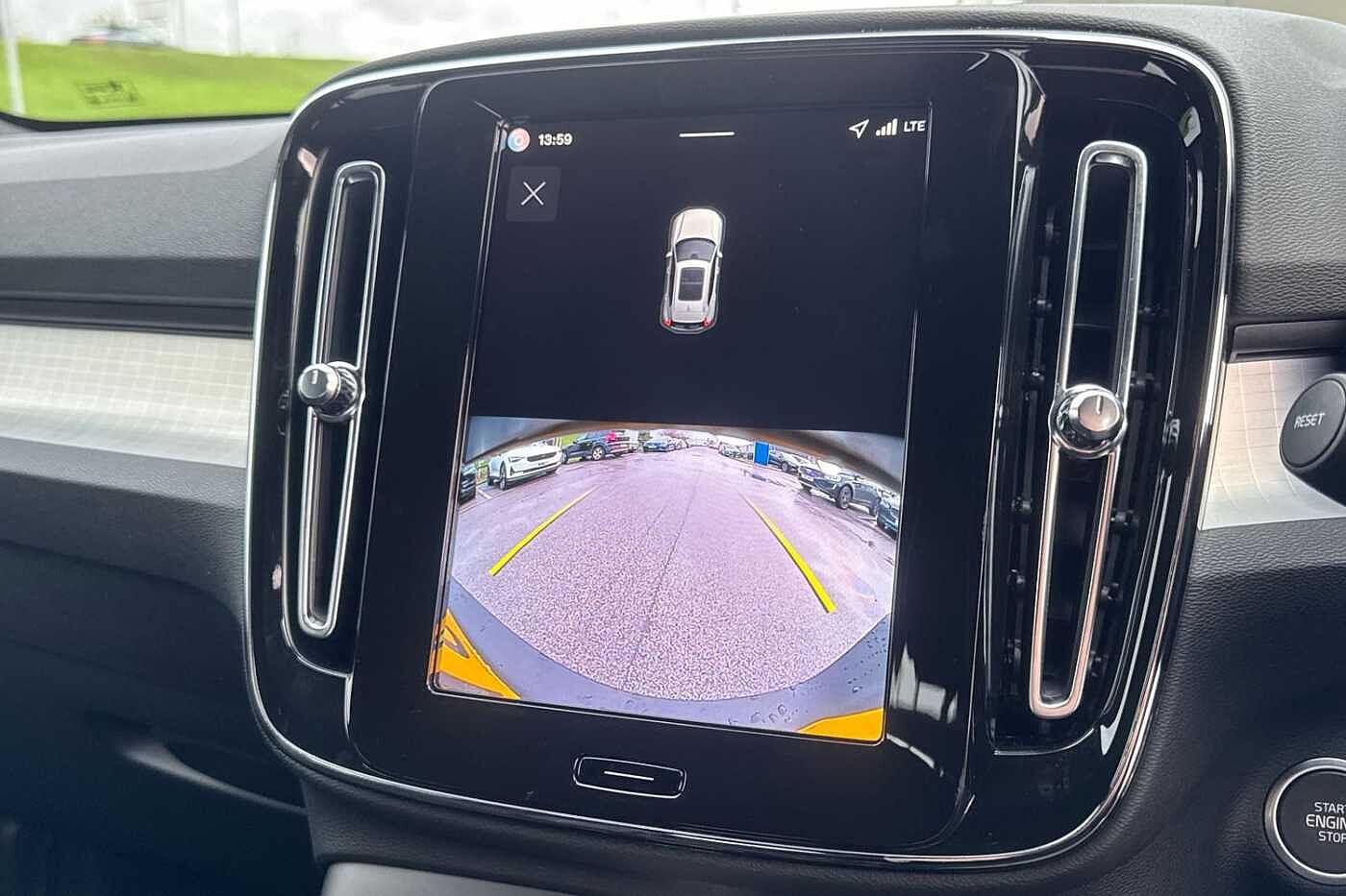 Used Volvo XC40 2025 for sale - 76614972: Photo 16