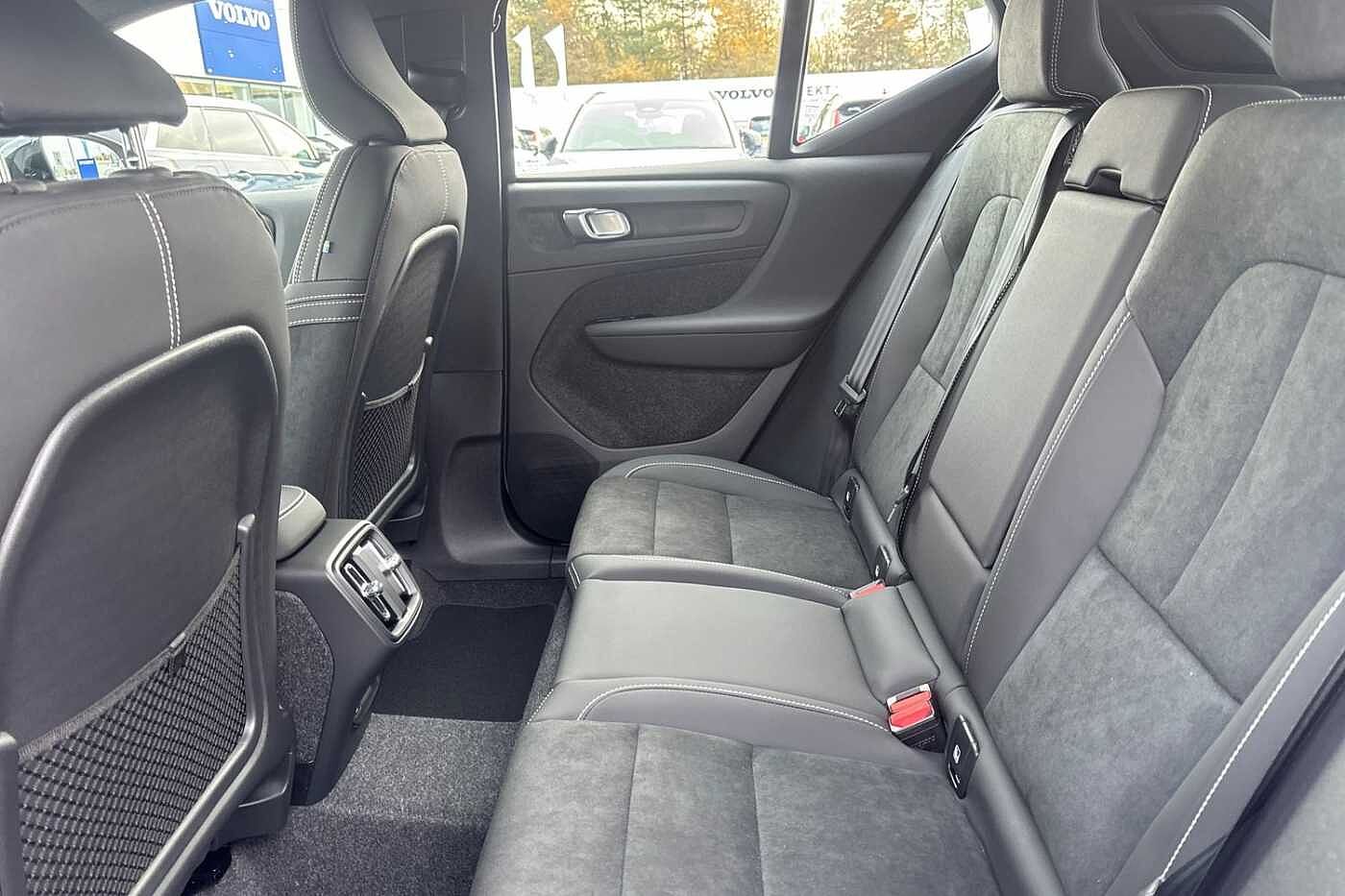 Used Volvo XC40 2025 for sale - 76614972: Photo 17