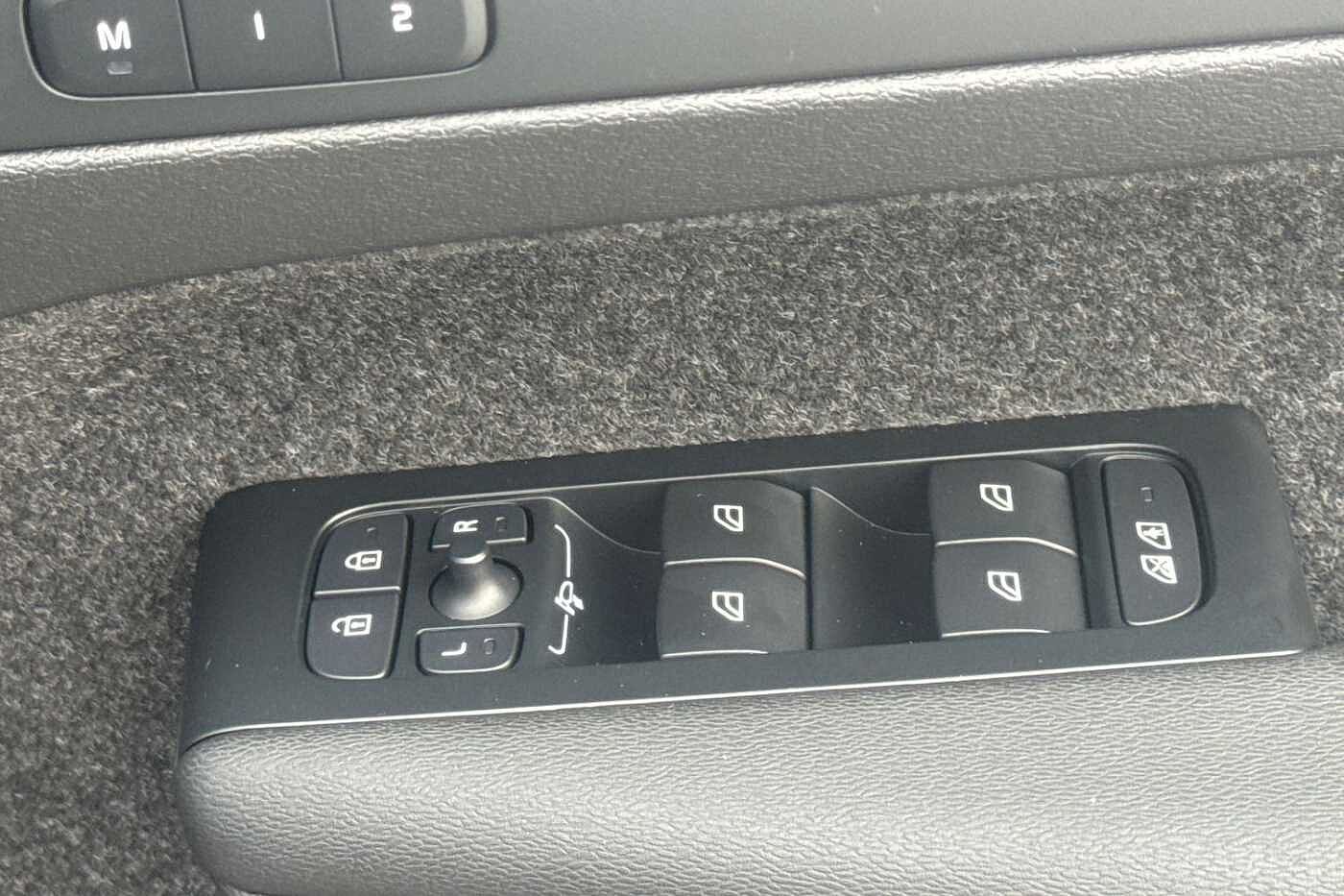 Used Volvo XC40 2025 for sale - 76614972: Photo 33