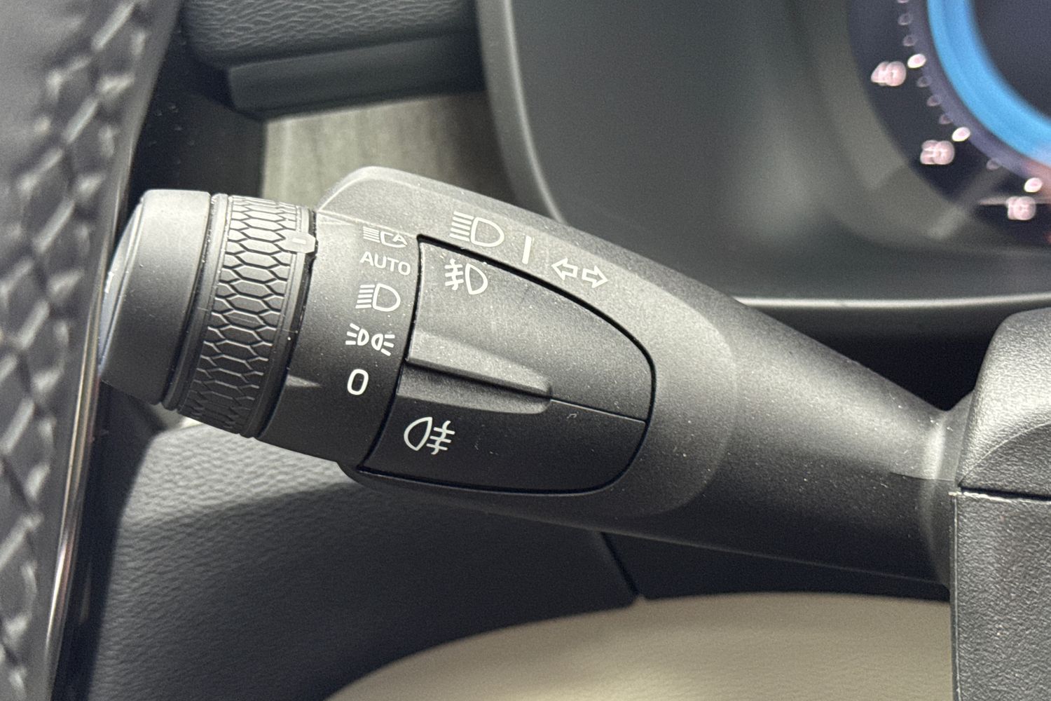 Used Volvo XC40 2025 for sale - 76507656: Photo 29