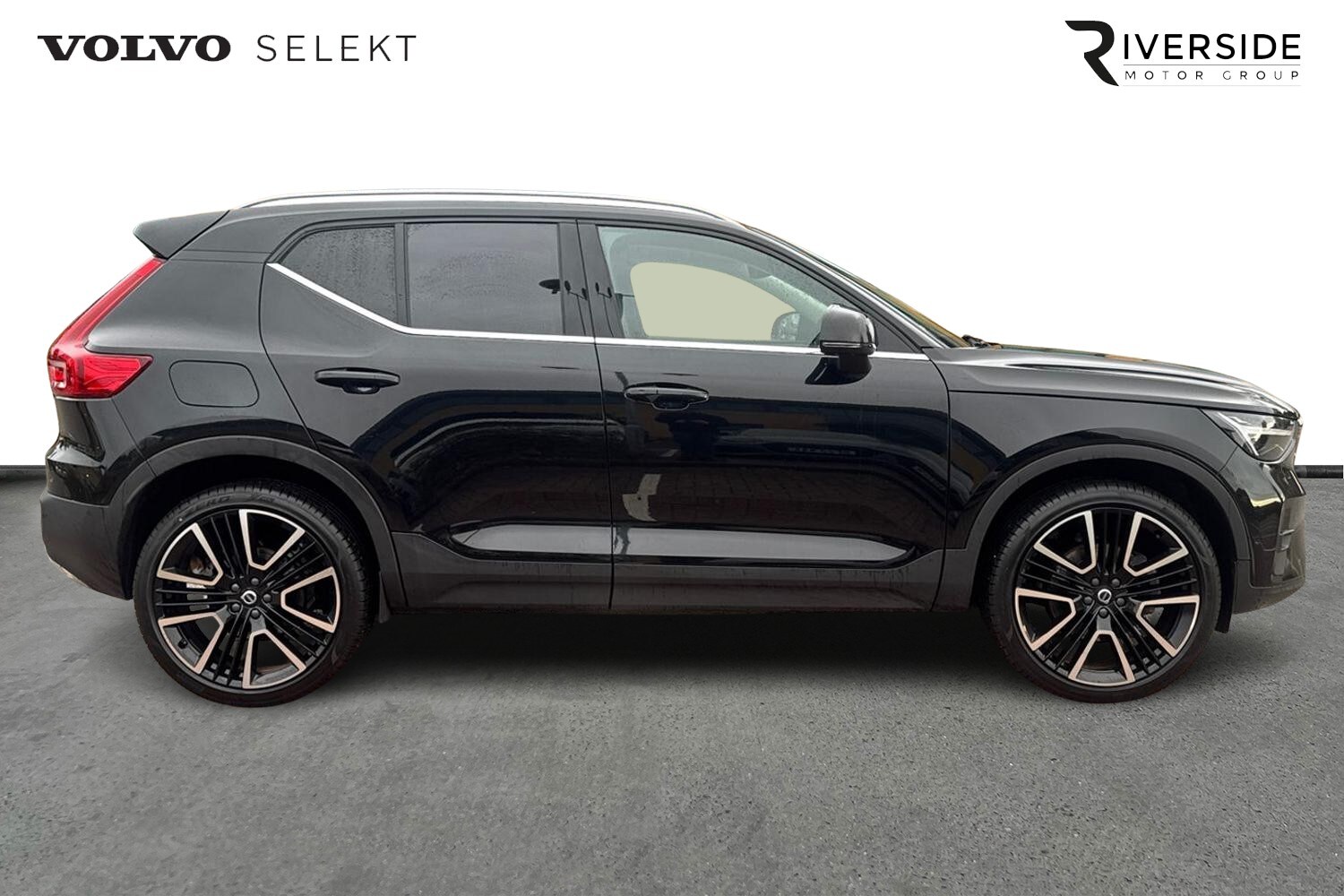 Used Volvo XC40 2025 for sale - 76507656: Photo 4