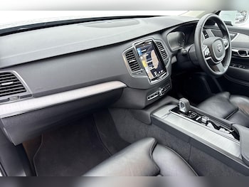 Used Volvo XC90 2021 for sale - 76276598: Photo