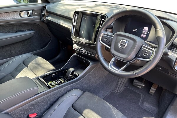 Used Volvo XC40 2023 for sale - 75467713: Photo 10