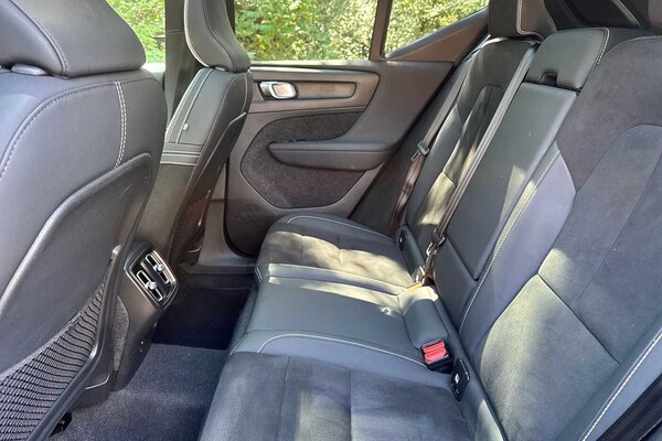 Used Volvo XC40 2023 for sale - 75467713: Photo 17