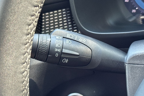 Used Volvo XC40 2023 for sale - 75467713: Photo 26