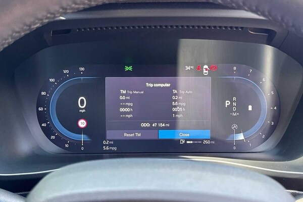 Used Volvo XC40 2023 for sale - 75467713: Photo 7