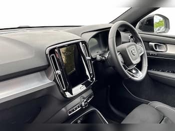 Used Volvo XC40 2026 for sale - 79418589: Photo