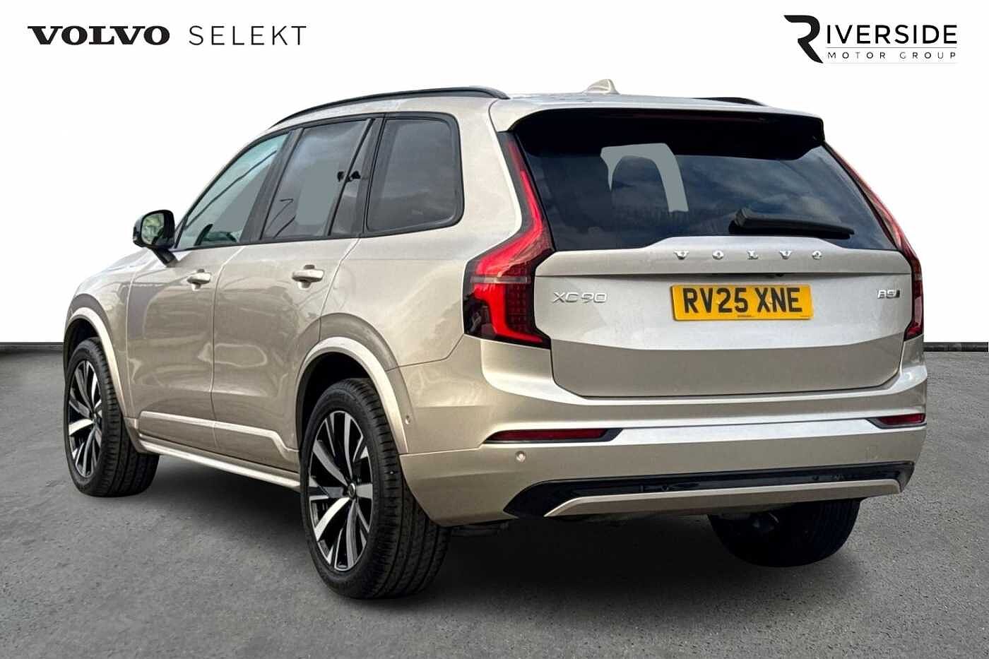 Used Volvo XC90 2025 for sale - 76507483: Photo 3