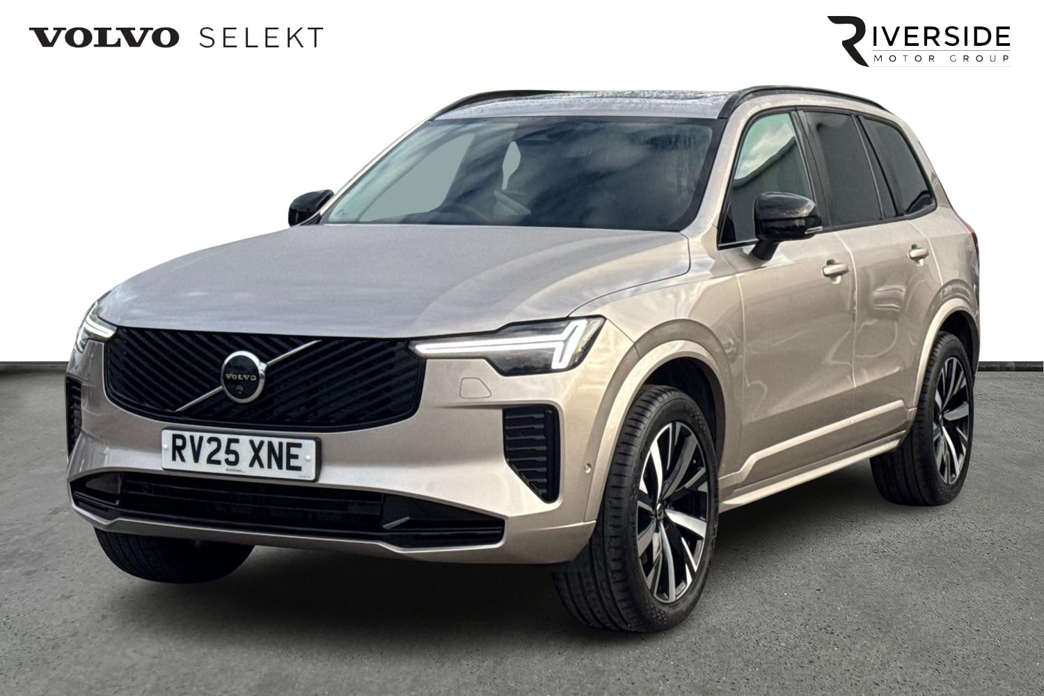 Used Volvo XC90 2025 for sale - 76507483: Photo 9