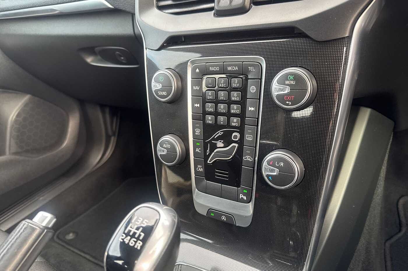 Used Volvo V40 2019 for sale - 77630832: Photo 14