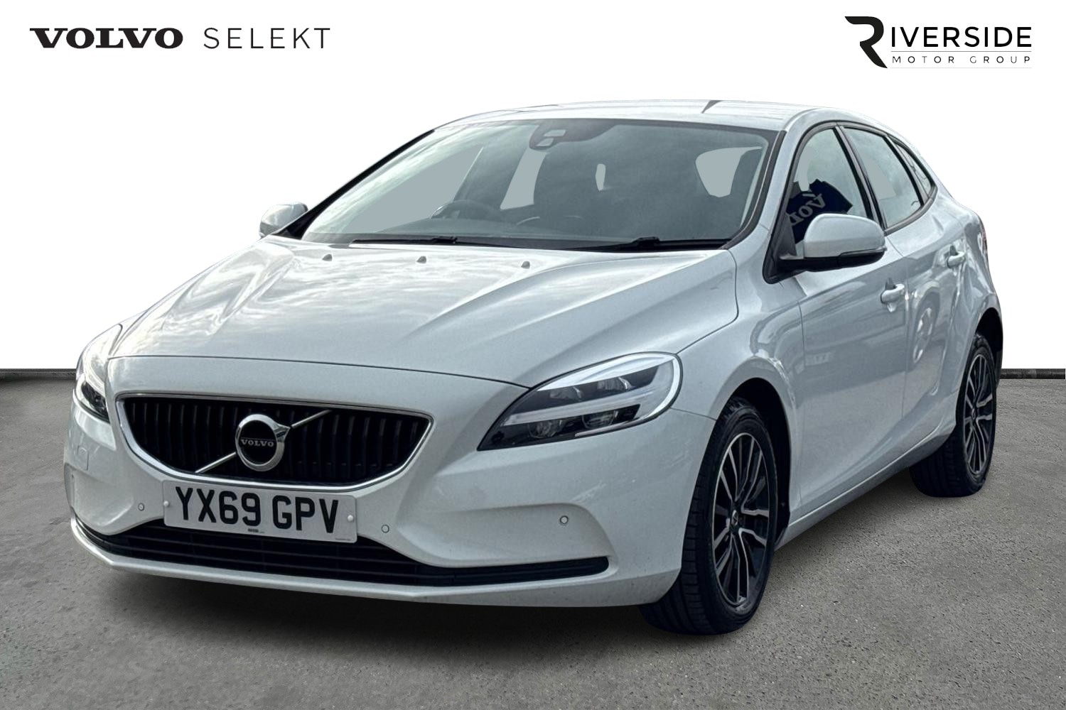 Used Volvo V40 2019 for sale - 77630832: Photo 9