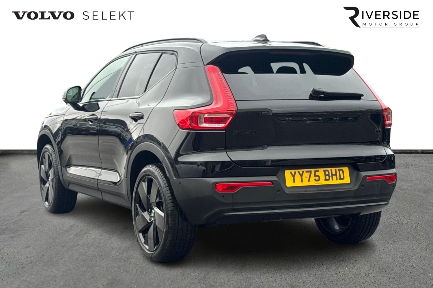Used Volvo XC40 2025 for sale - 77151418: Photo 3