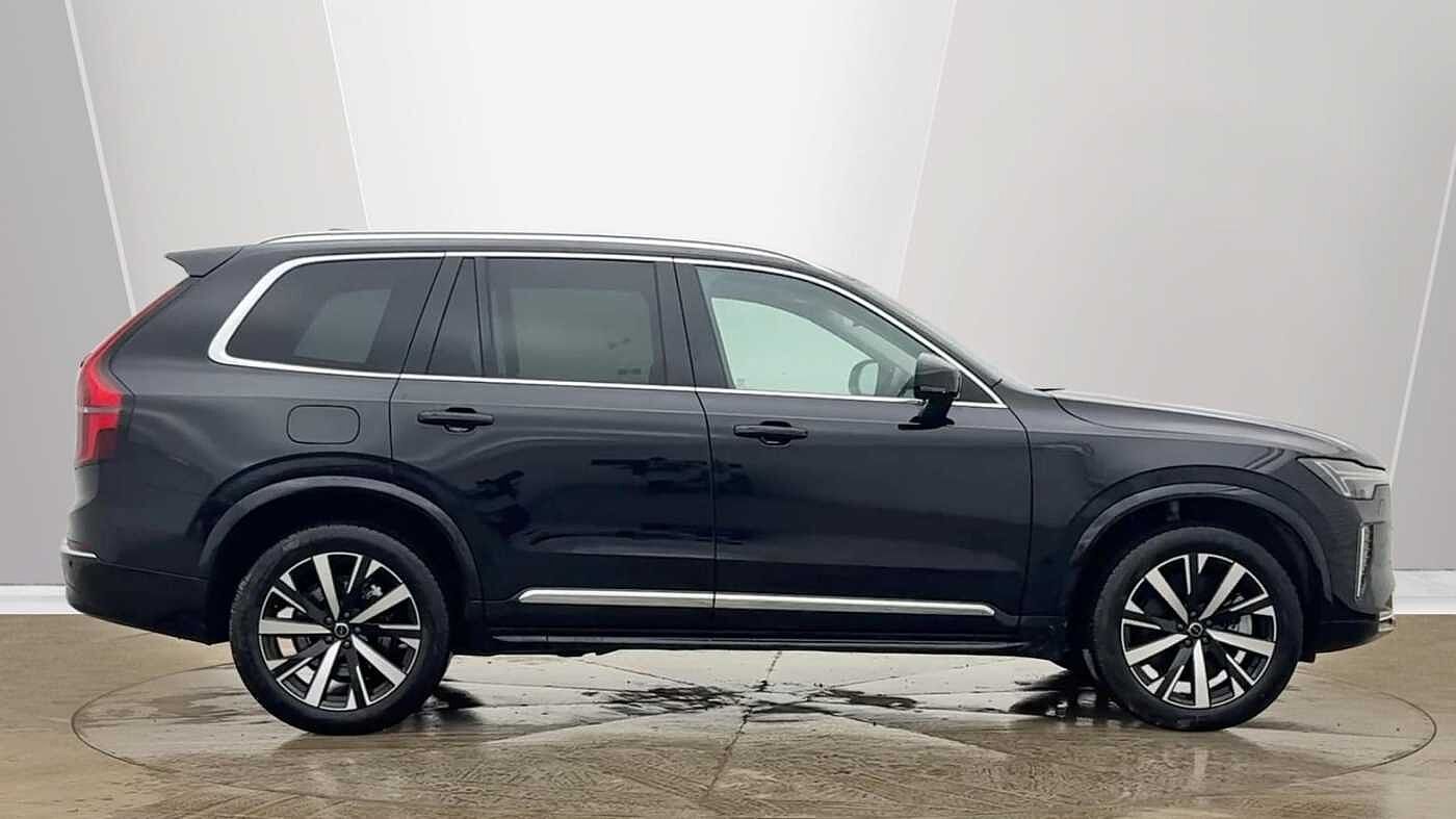 Used Volvo XC90 2025 for sale - 77380980: Photo 2