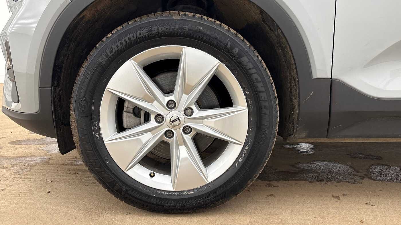 Used Volvo XC40 2025 for sale - 77848051: Photo 16