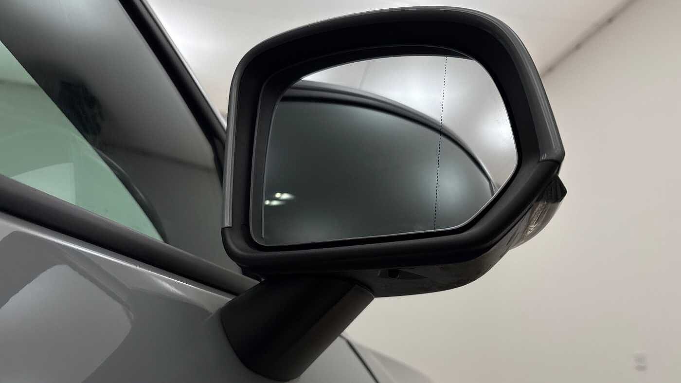 Used Volvo XC40 2025 for sale - 77848051: Photo 19