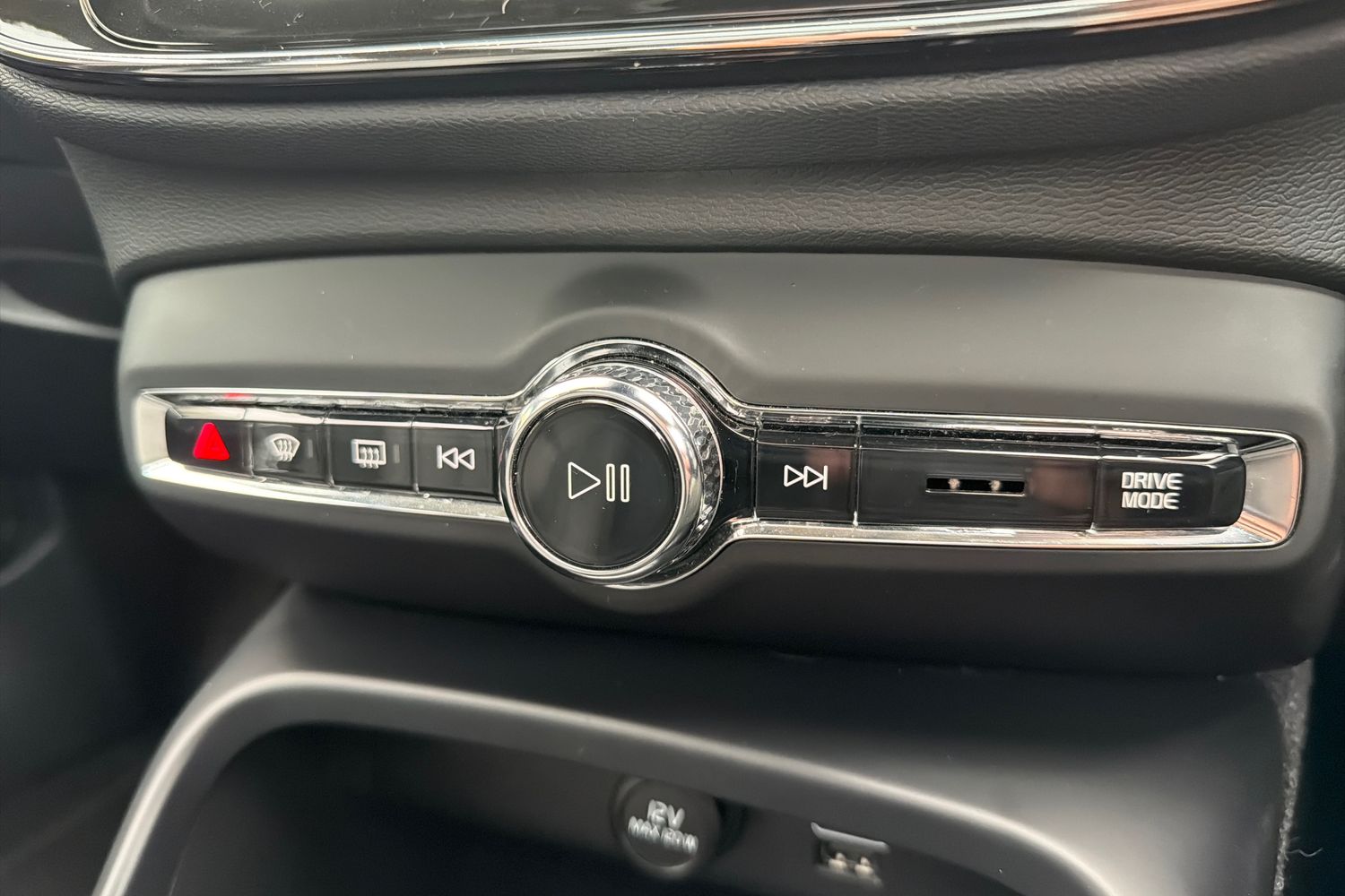 Used Volvo XC40 2018 for sale - 76428292: Photo 14