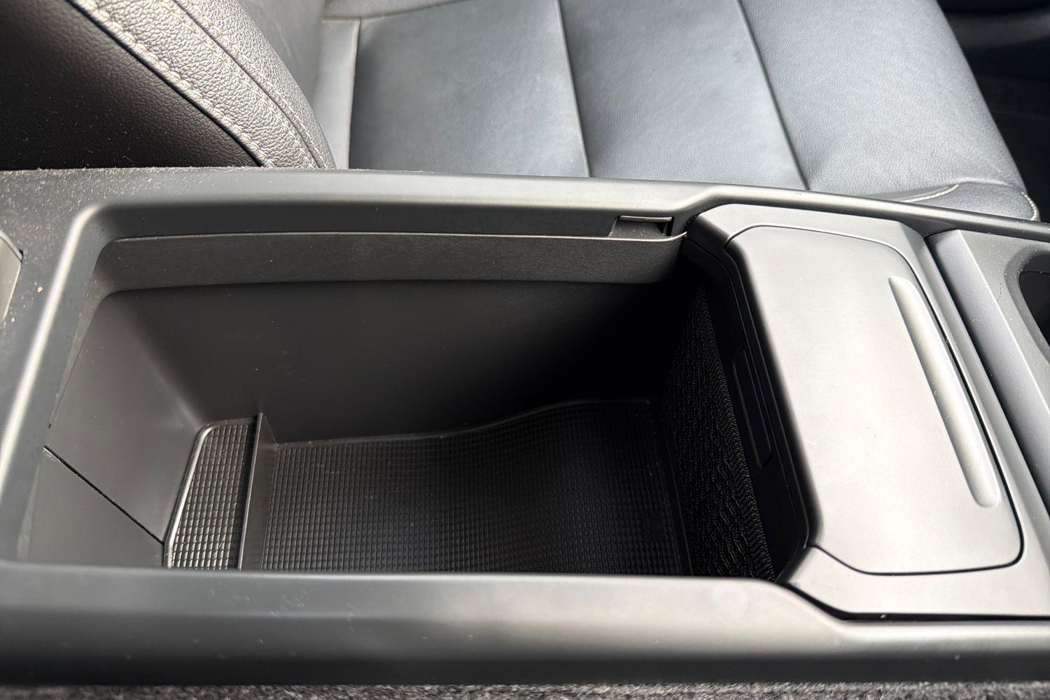 Used Volvo XC40 2018 for sale - 76428292: Photo 28