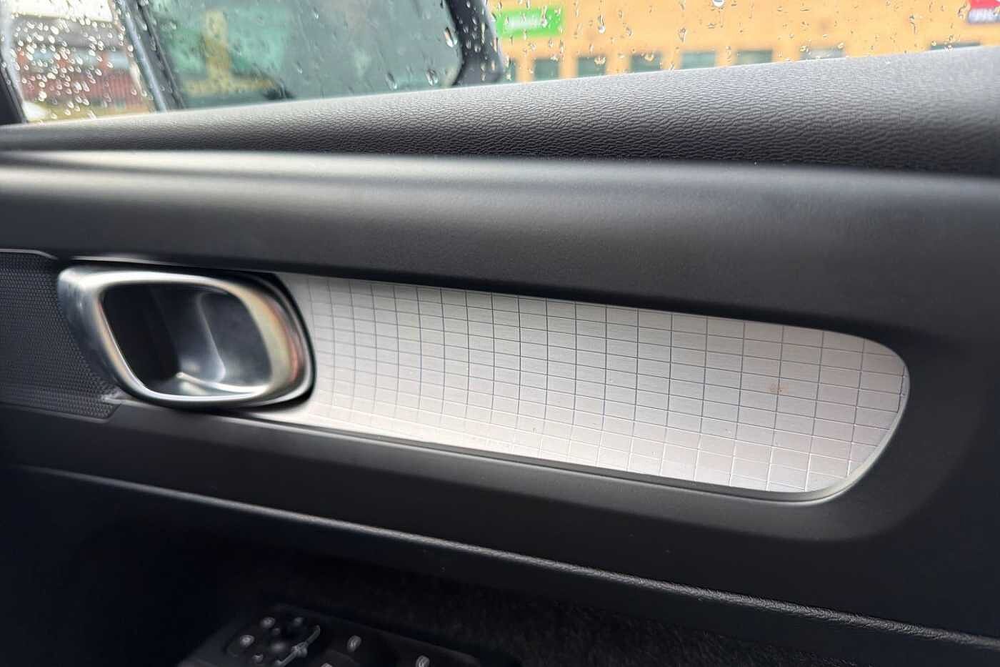 Used Volvo XC40 2018 for sale - 76428292: Photo 31