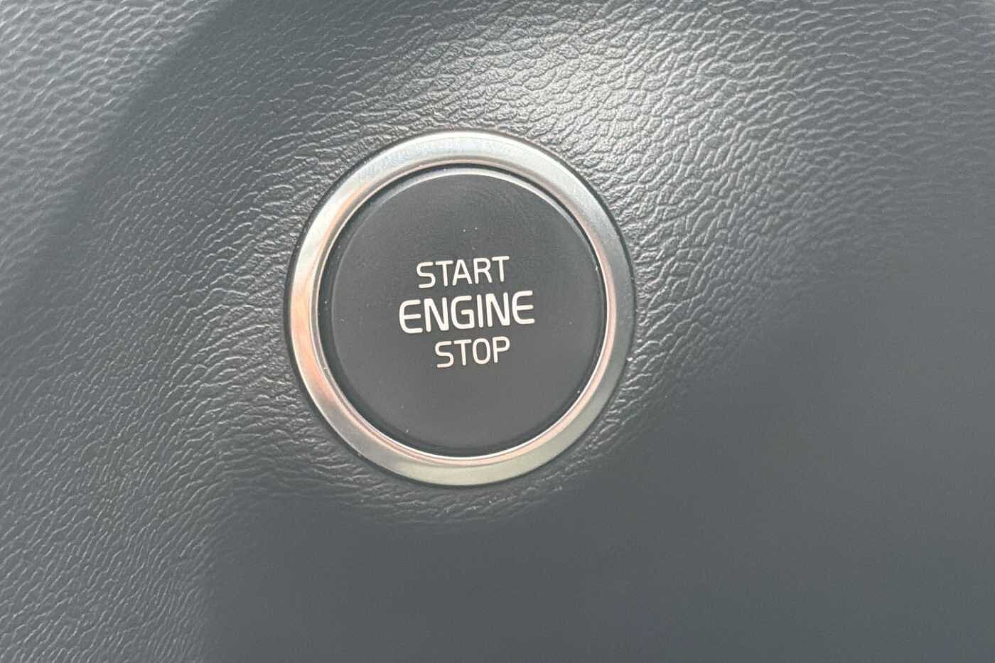 Used Volvo XC40 2018 for sale - 76428292: Photo 34