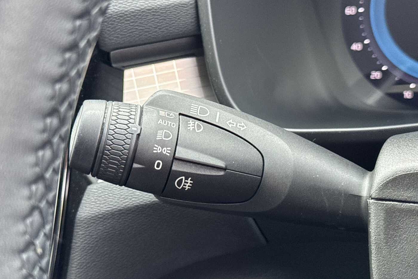 Used Volvo XC40 2023 for sale - 77115984: Photo 33