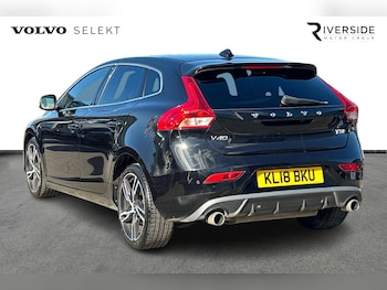 Used Volvo V40 2018 for sale - 77890028: Photo