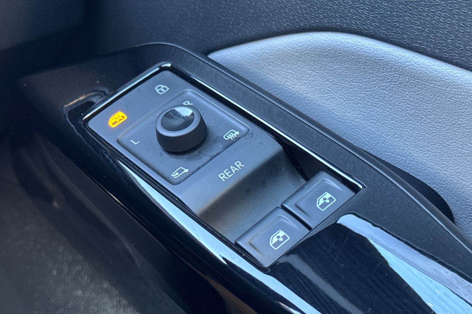 Used Volkswagen ID.3 2020 for sale - 76544461: Photo 32