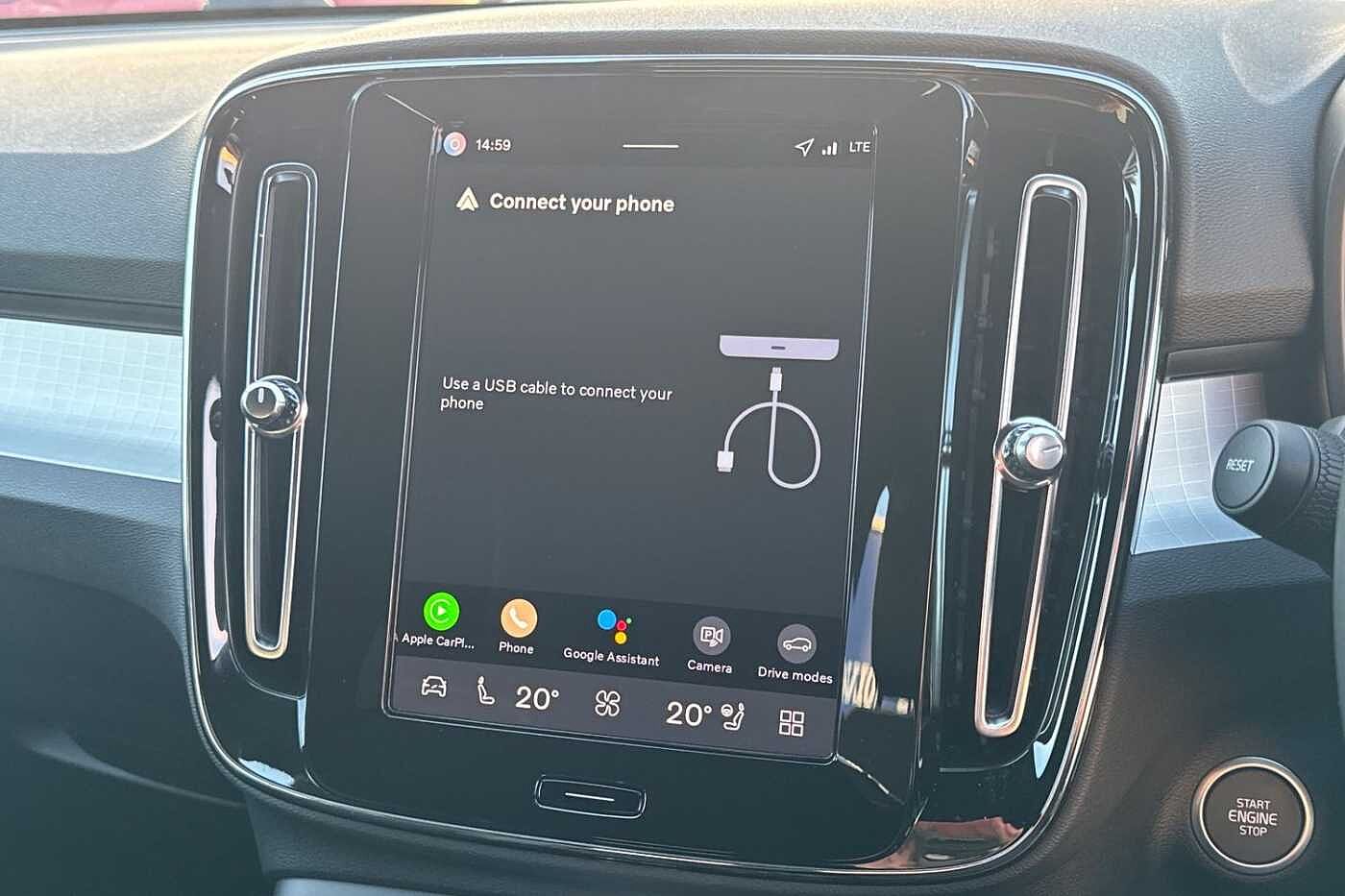 Used Volvo XC40 2025 for sale - 76614973: Photo 24