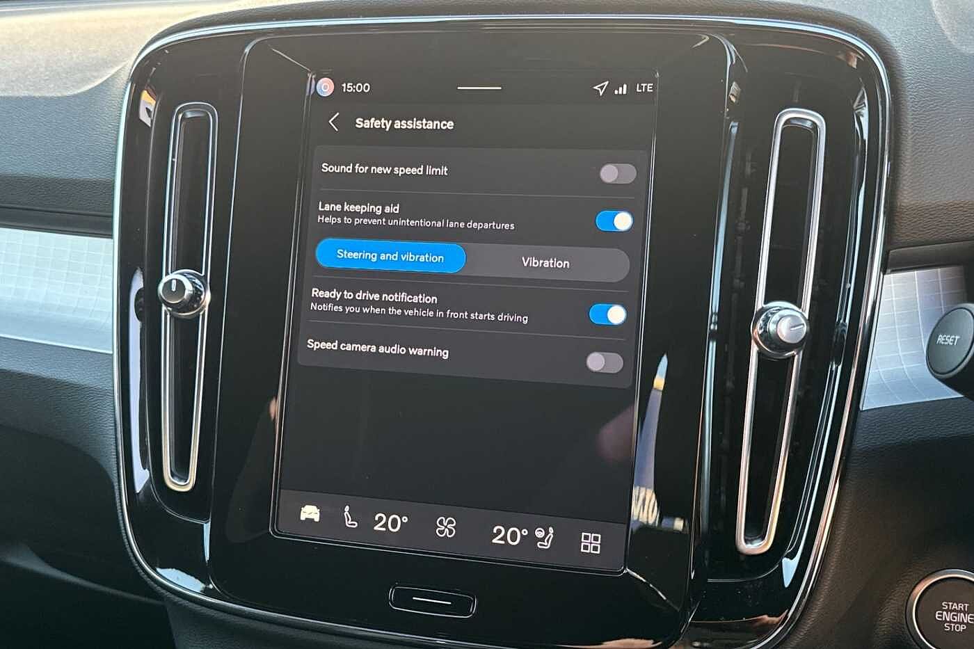 Used Volvo XC40 2025 for sale - 76614973: Photo 29