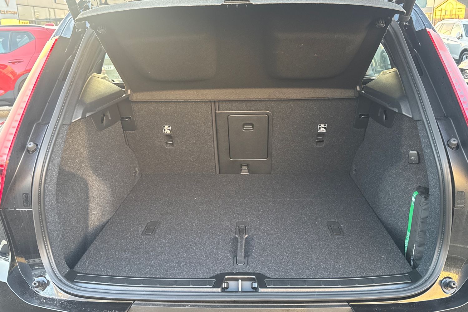 Used Volvo XC40 2025 for sale - 76614973: Photo 8