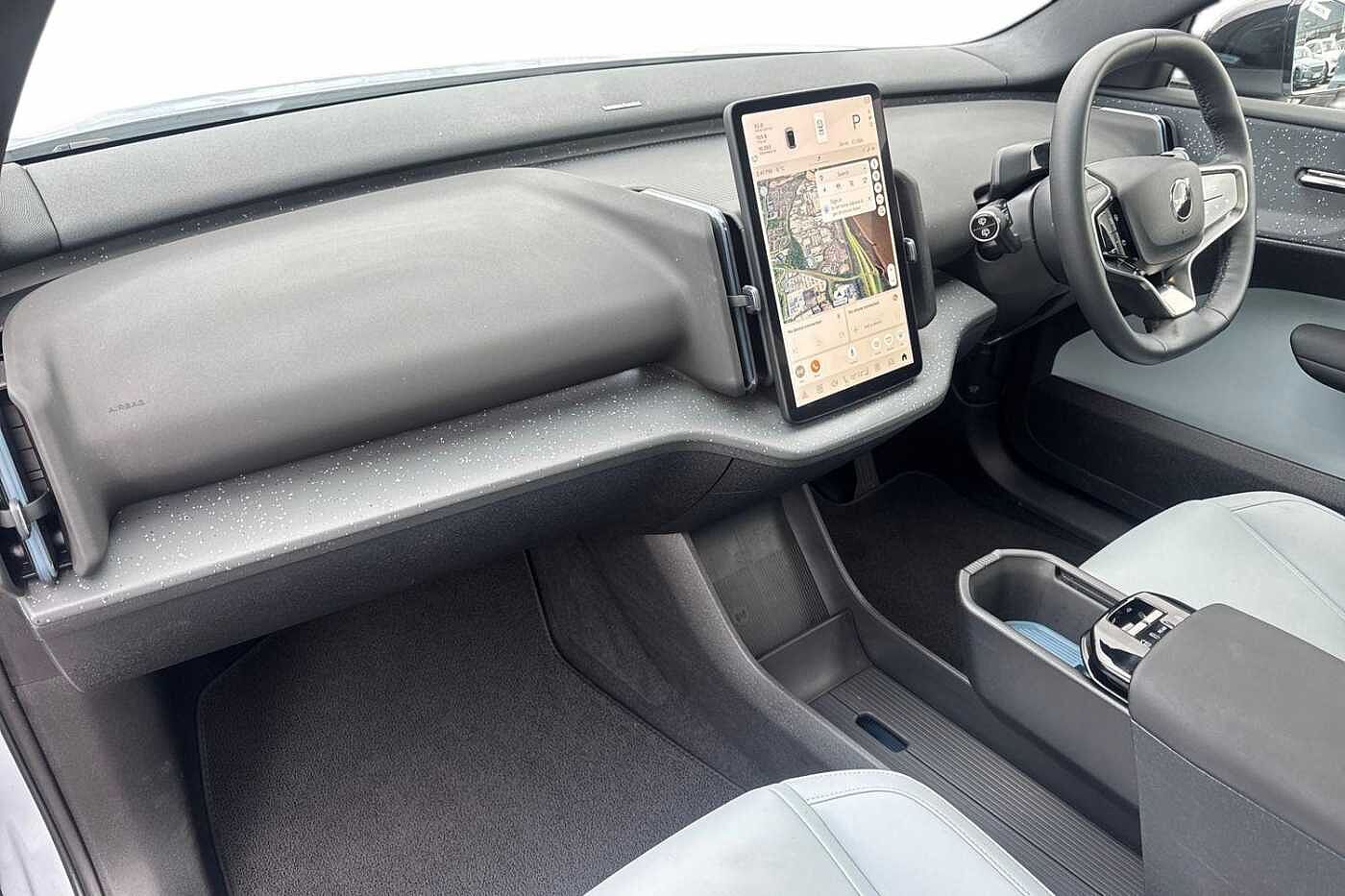 Used Volvo EX30 2024 for sale - 77556834: Photo 2