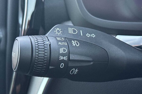 Used Volvo V60 2024 for sale - 75467745: Photo 27