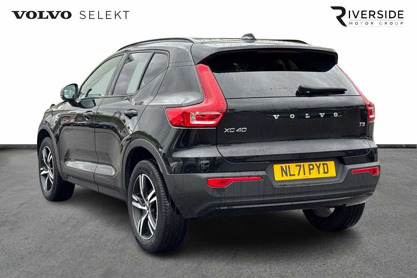 Used Volvo XC40 2021 for sale - 76302423: Photo 3