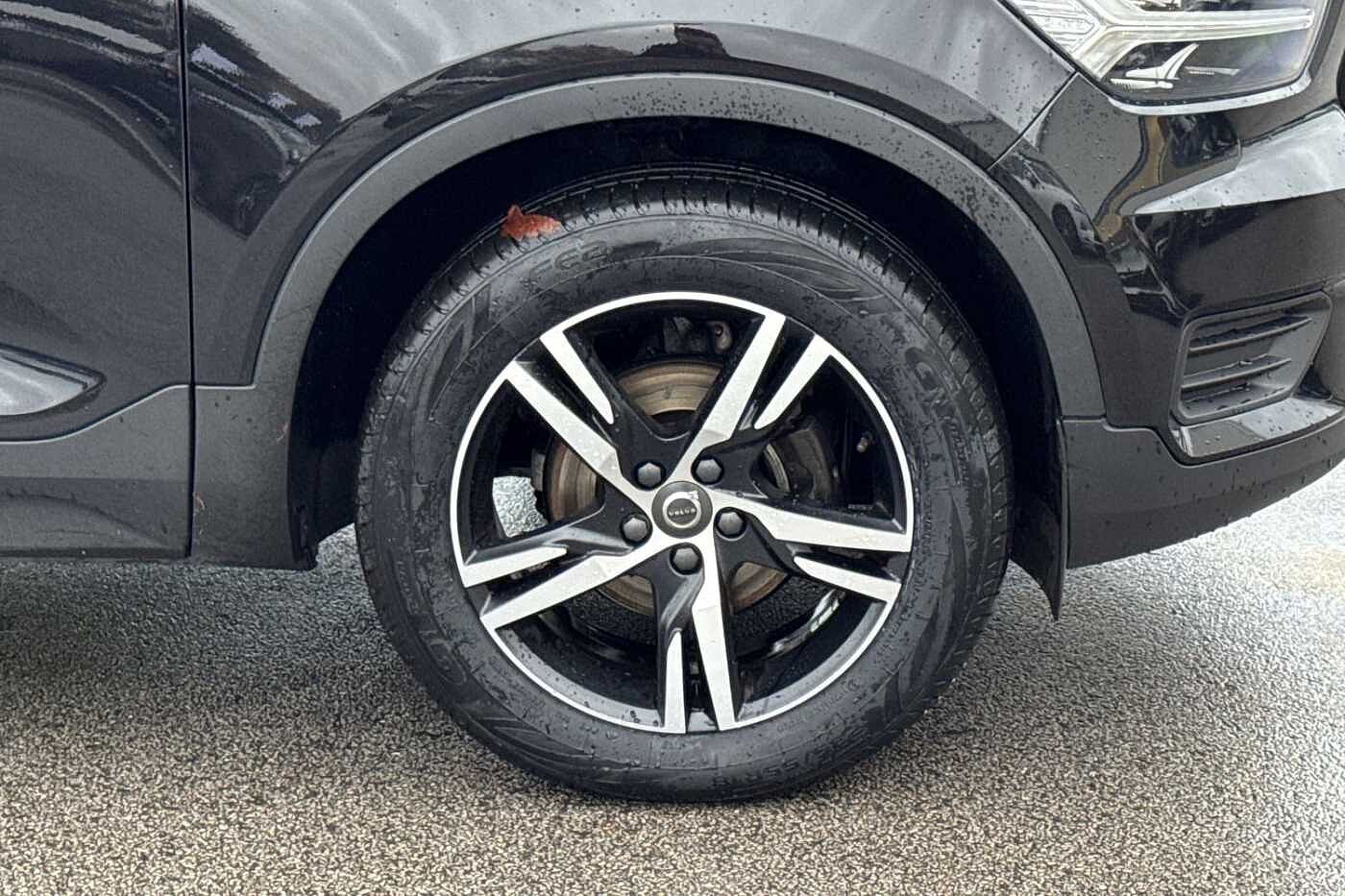 Used Volvo XC40 2021 for sale - 76302423: Photo 5